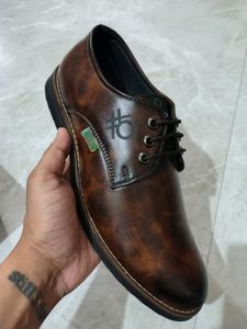 UCB Men's Brown Oxford Shoes