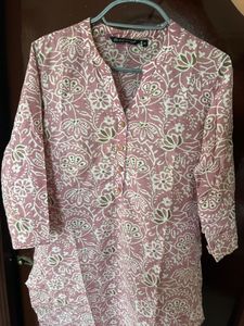Beautiful Floral Print Kurta