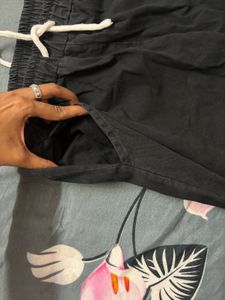 Comfortable Black Drawstring Pants / joggers