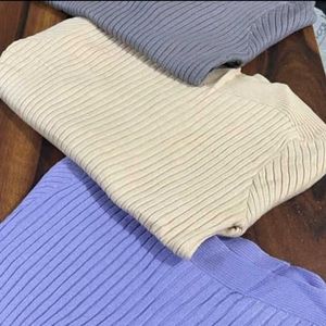 Ribbed Knit Crew Neck Top