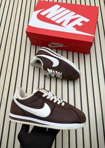 Nike Cortez brown