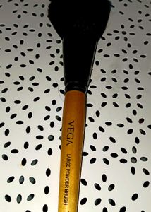 Vega Large Powder Brush
