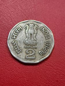 2 rs cu- nikel 1996 netaji coin extremely rare