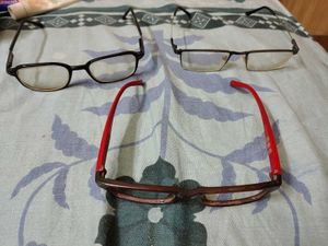 Assorted Eyeglasses