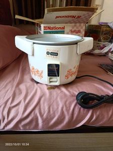 National Rice Cooker 4.4 Lts
