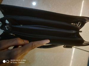 Chic Black Croc-Embossed leather Handbag