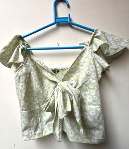 Cute Floral Tie-Front Top
