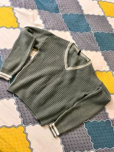 Stylish V-Neck Knit Sweater