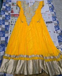 Elegant Yellow dress Intricate Silver Embelli