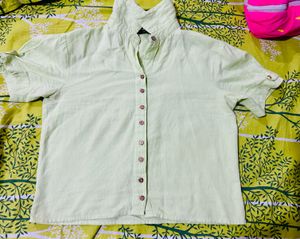 Light Green Button-Up Short Sleeve Top