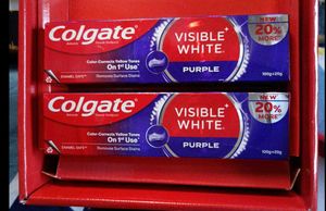 Colgate Visible White Purple Toothpaste