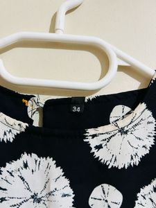 Stylish Black &amp; White Top