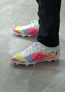 PUKS DEER.WAY Football Cleats