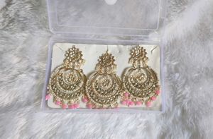Elegant Gold &amp; Pink Jhumka And mangtikka
