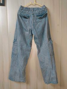 Dressberry Light Wash Wide Leg Cargo Jeans