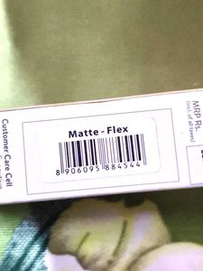 MyGlamm LIT Nail Enamel matte flex