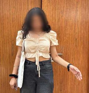 Chic Ruched Cropped Top