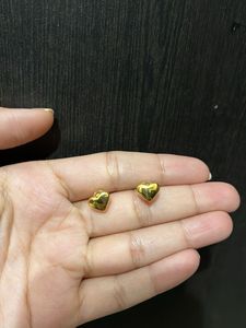 Anti Tarnished Heart Studs