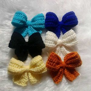 Handmade Crochet Bow Hair Clips. set of 6