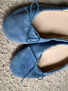 Chic  Galin Blue Suede Ballet Flats