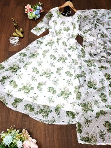 Flower Design Maxy Gowns With Dupatta