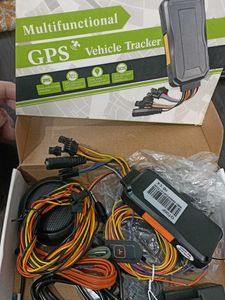 Multifunctional GPS tracker For Cars Trucks