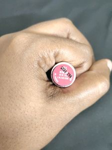 Lakme 9to5 Primer+Shine Lipstick