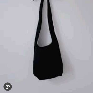 Stylish Black Tote Bag for Everyday