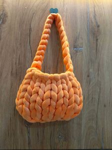 Chunky Knit Orange Handbag💥