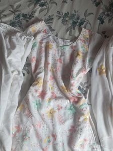 White Floral Embroidered Kurta Set