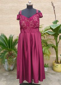 Elegant Burgundy Lace Off-Shoulder Gown