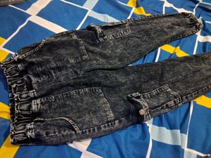 Charcoal cargo/jogger 🖤
