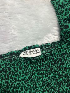 Chic Smocked Leopard Print Top