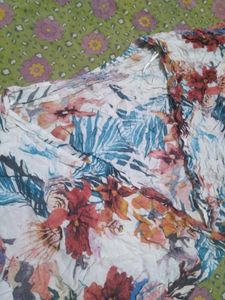 Vibrant Floral Print Kimono Top