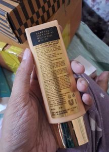 Lakme Sun Expert Dry Matte Fluid SPF 50