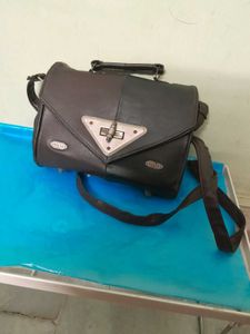Pure Leather handbag cum Shoulder bag