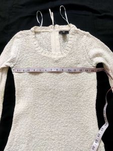 H&amp;M Branded Off-White Knit Sweater ✨