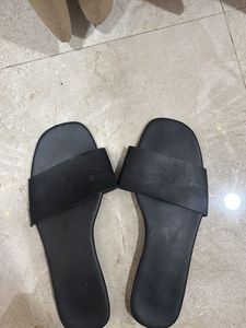 Stylish Black Slides for Women