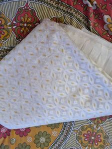 Elegant White &amp; Gold Jamdhani Saree