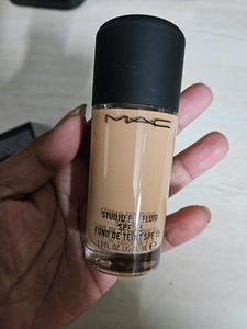 Original M.A.C Full Coverage Foundation