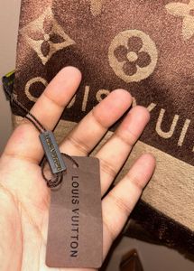 LV Designer Monogram Scarf 🤎