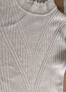Ribbed Mock Neck Top