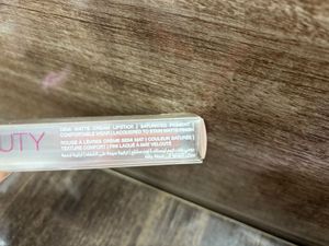 Huda Beauty Demi Matte Lipstick