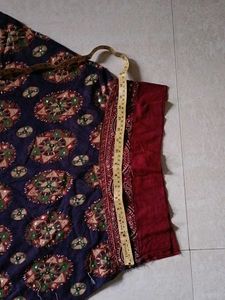 Vintage Patterned Navratri Choli