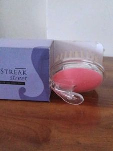 STREAK street hair styler