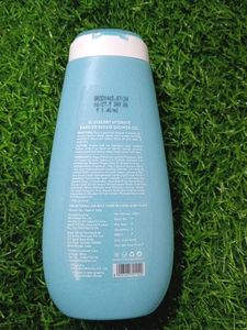 Dot &amp; Key Blueberry Hydrate Barrier Repair Shower