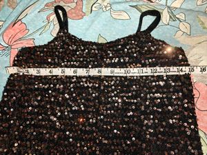 Black chic dress with rose gold sequins