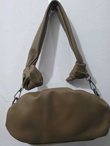 Hunar Branded bag for women