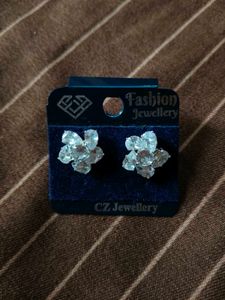 Sparkling Flower Stud Earrings