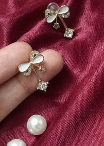 Elegant Bow & Pearl Stud Earrings